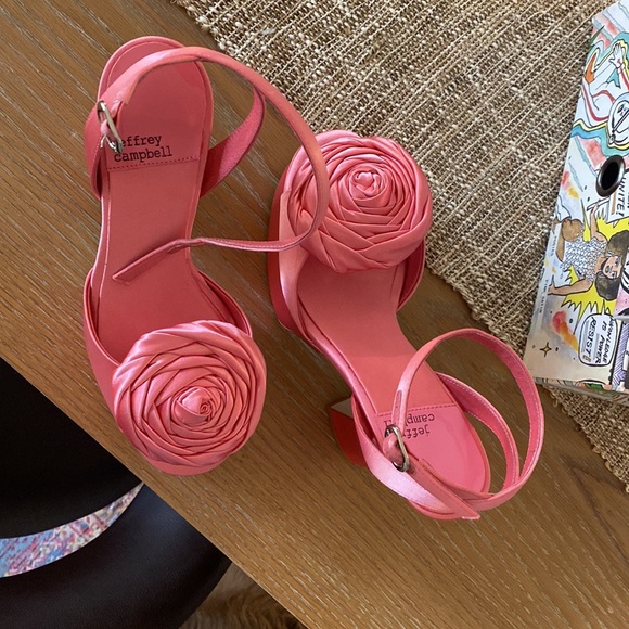 Jeffrey Campbell Posie Heels NWT - Picture 3 of 7